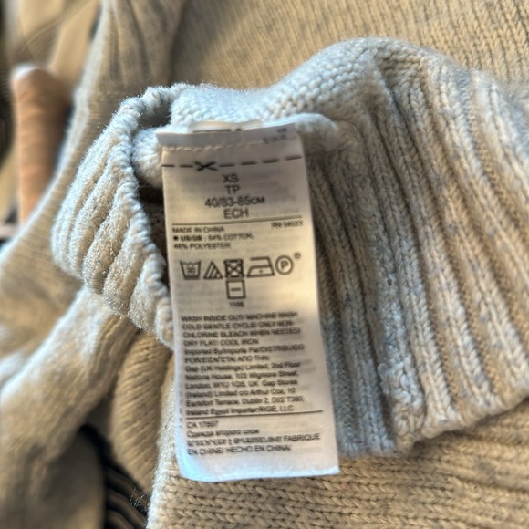 Banana Republic Gray with Flecks Sweater Size XS - Picture 7 of 7